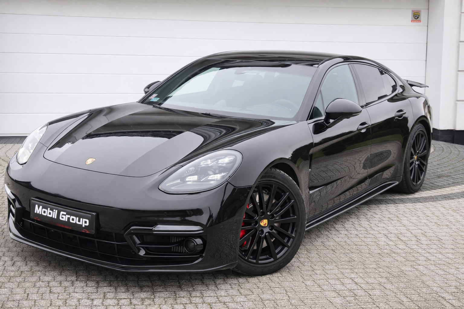 PORSCHE PANAMERA GTS 460 KM - obrazek 3