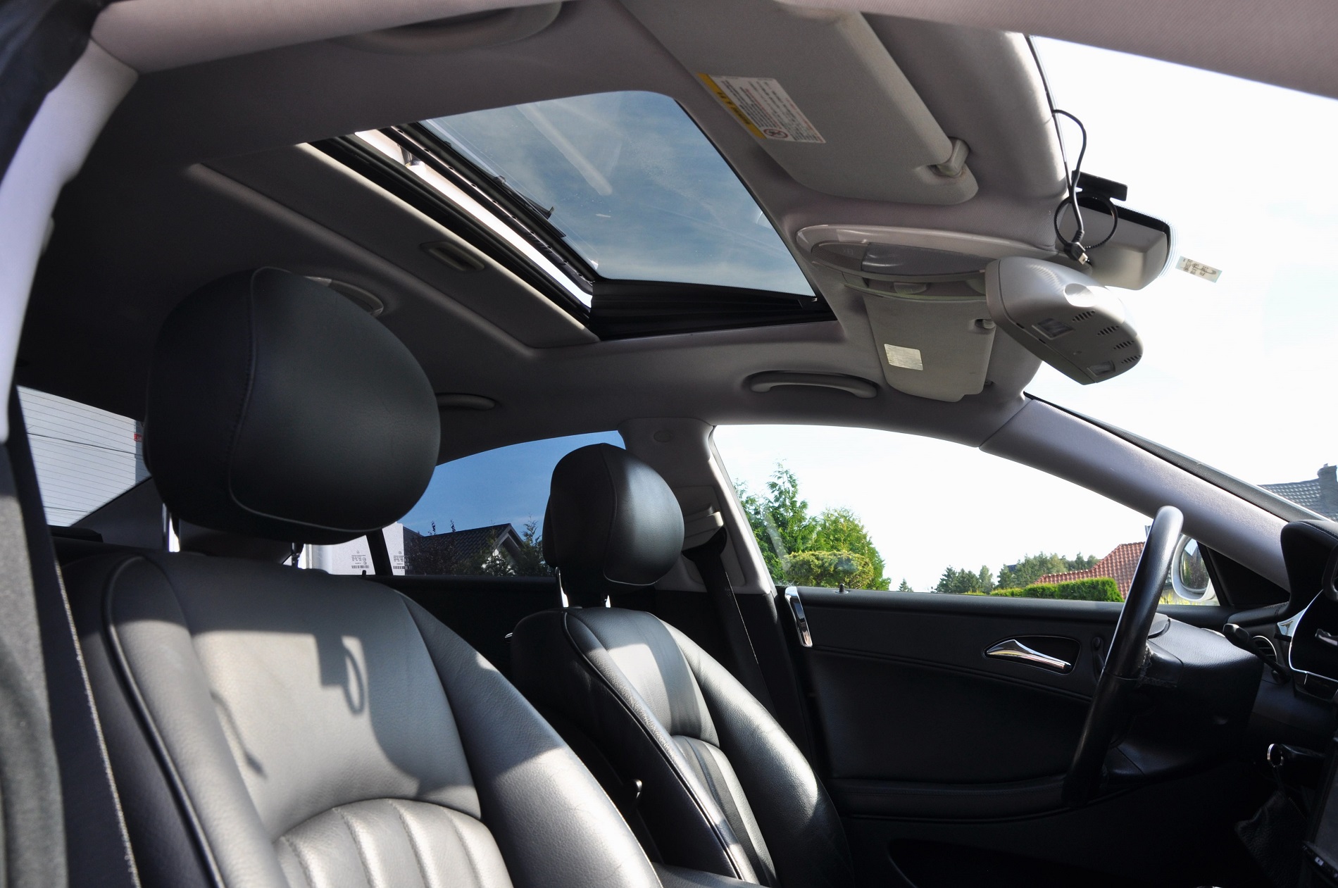 MERCEDES CLS 350 AMG 4 matic 272 KM - obrazek 17