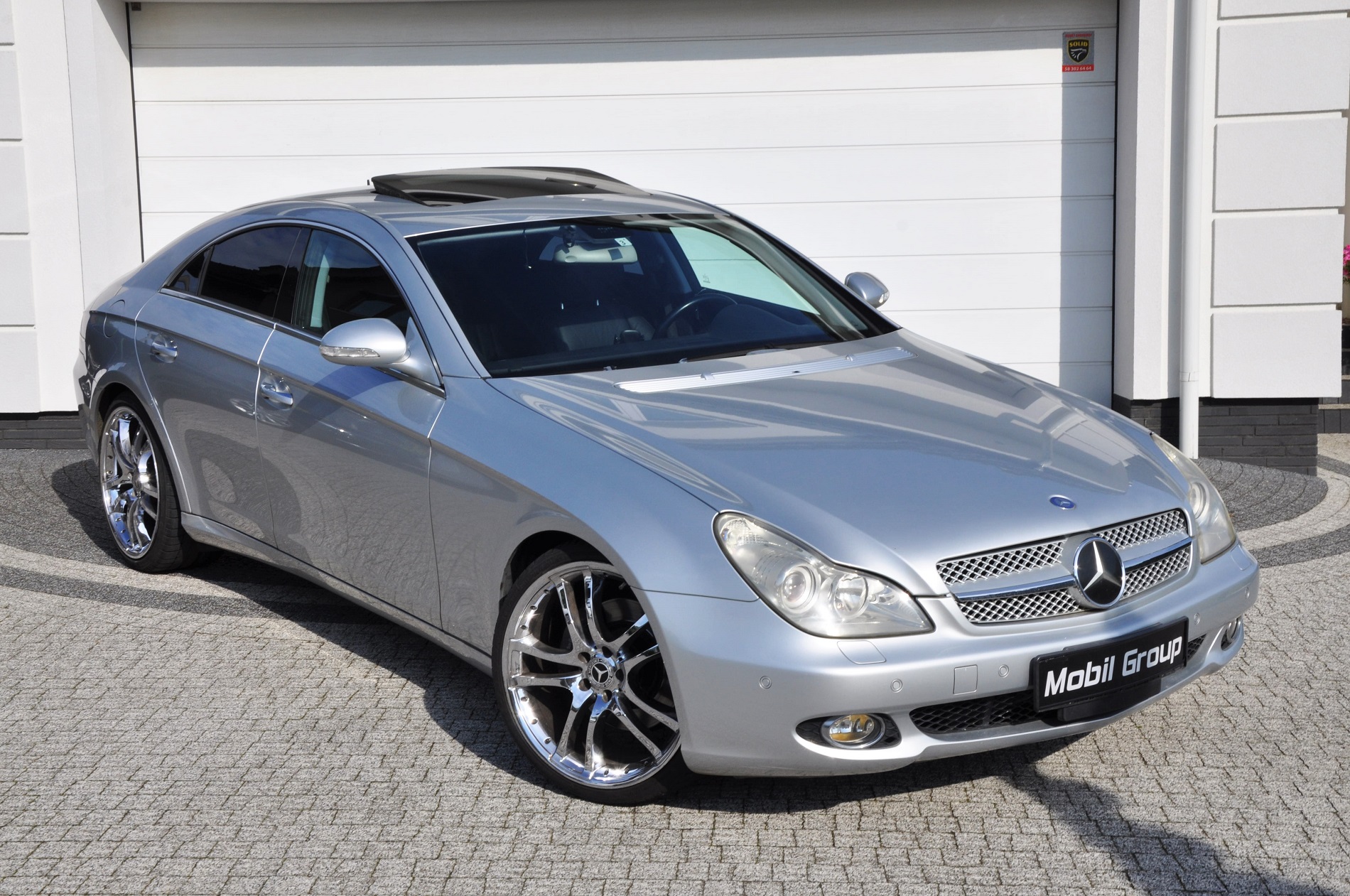 MERCEDES CLS 350 AMG 4 matic 272 KM - obrazek 4