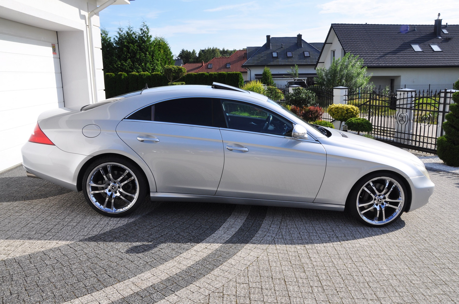 MERCEDES CLS 350 AMG 4 matic 272 KM - obrazek 6