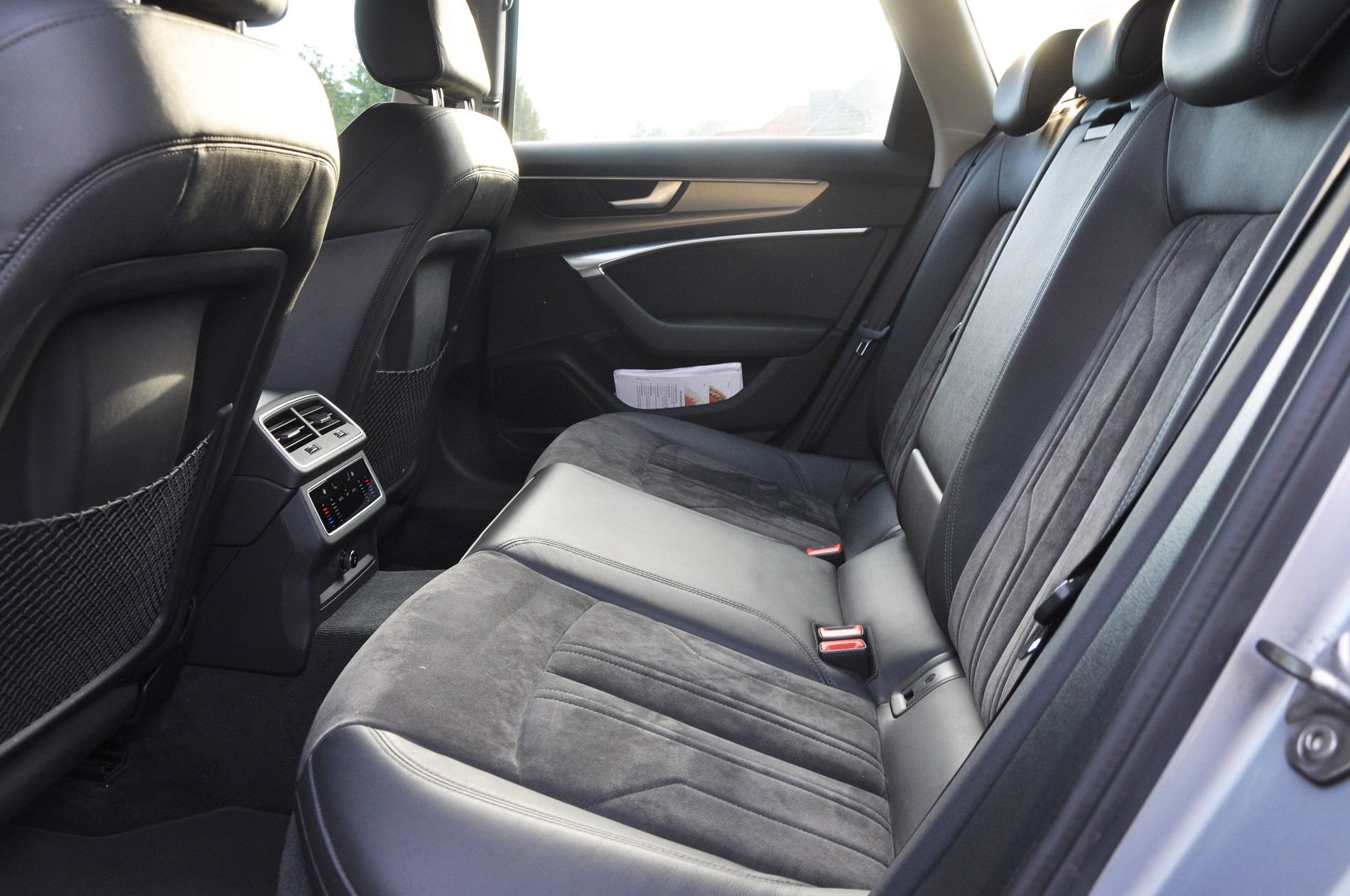 AUDI A6 AVANT S LINE 50 TDI mHEV Quattro Tiptronic 286 KM - obrazek 15