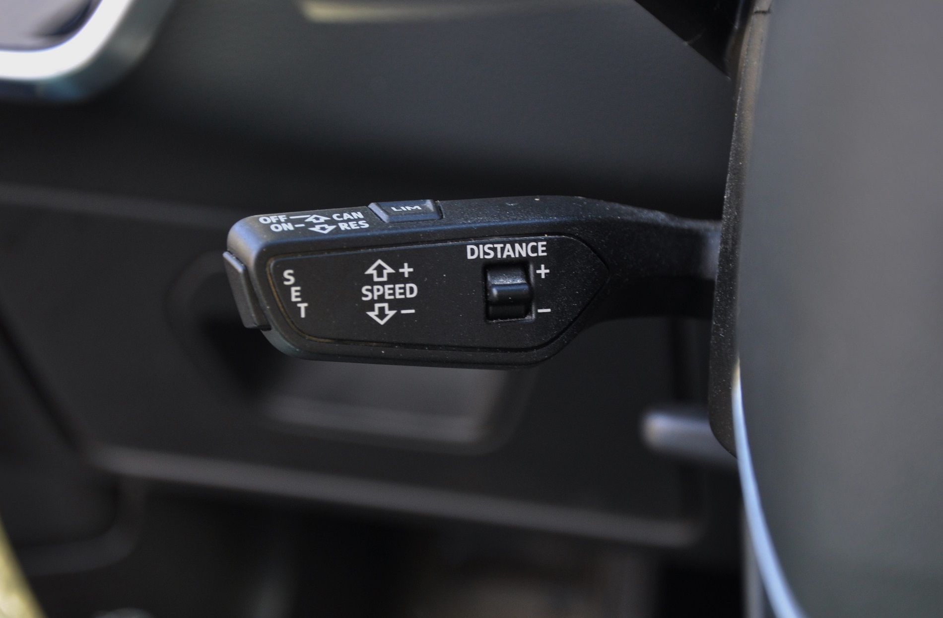 AUDI A6 AVANT S LINE 50 TDI mHEV Quattro Tiptronic 286 KM - obrazek 37