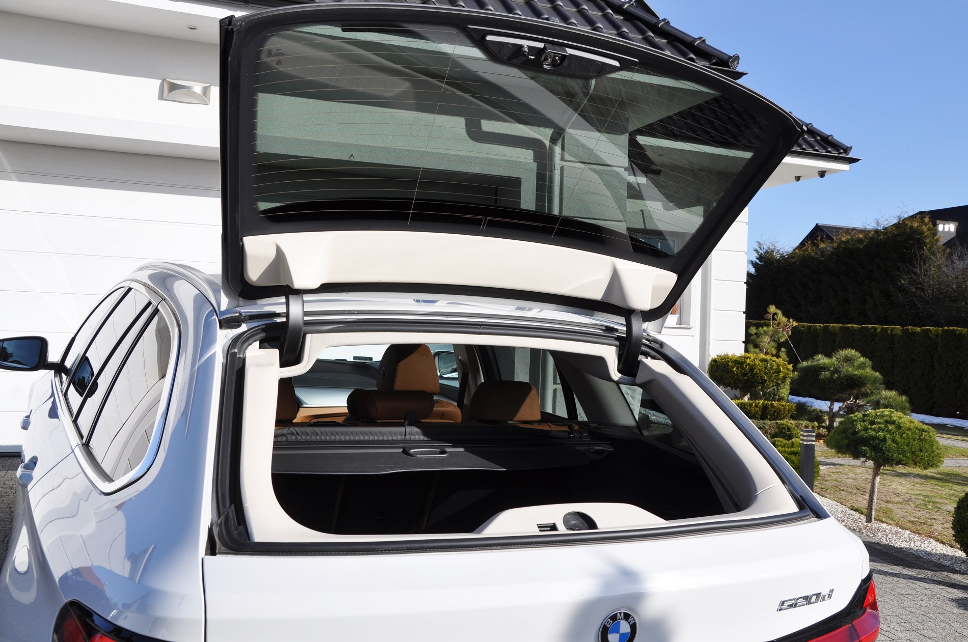 BMW 520D xDrive Touring 190 KM - obrazek 50