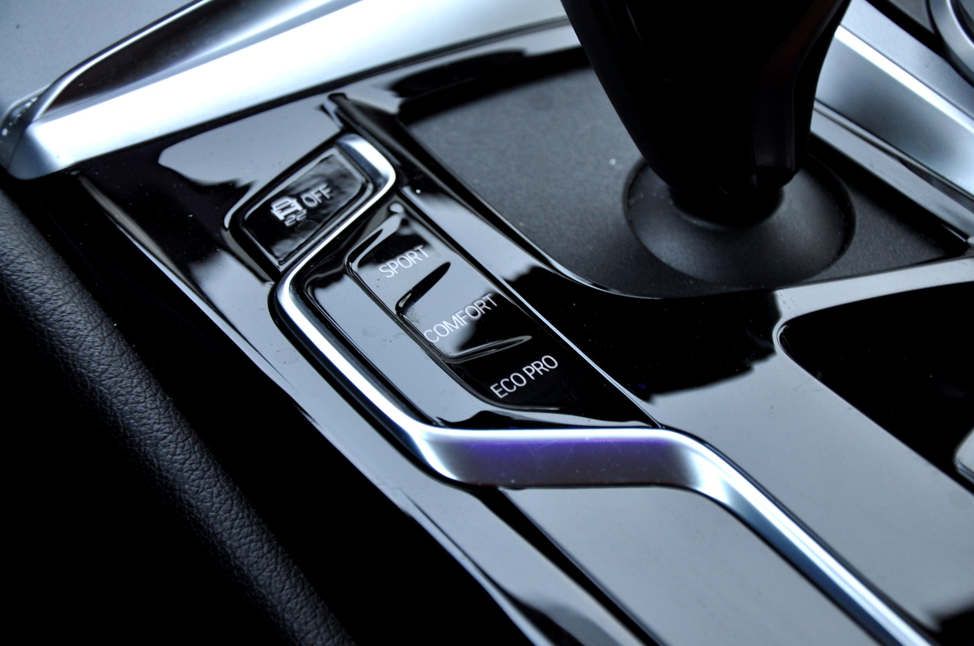 BMW 520D xDrive Touring 190 KM - obrazek 23