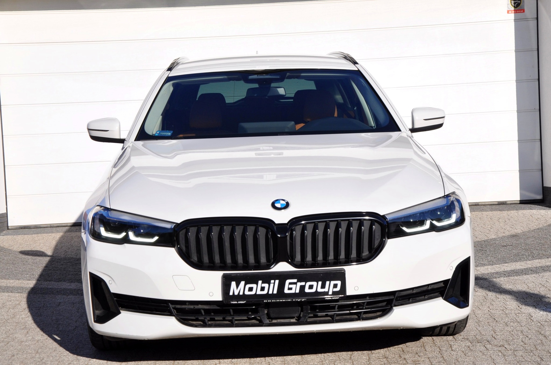 BMW 520D xDrive Touring 190 KM - obrazek 5