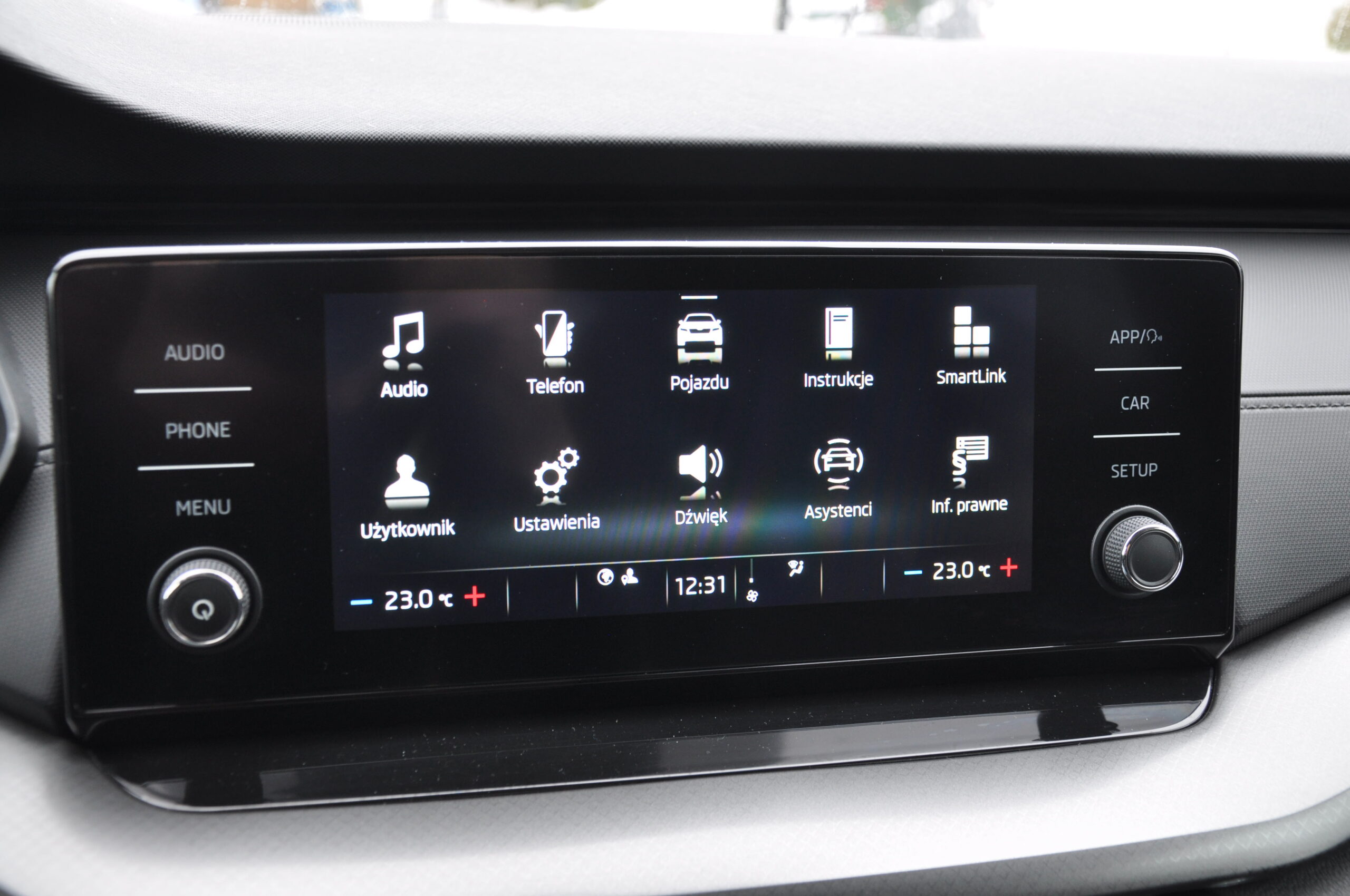 Skoda Octavia 1.0 TSI e-Tec Ambition DSG 110 KM - obrazek 18