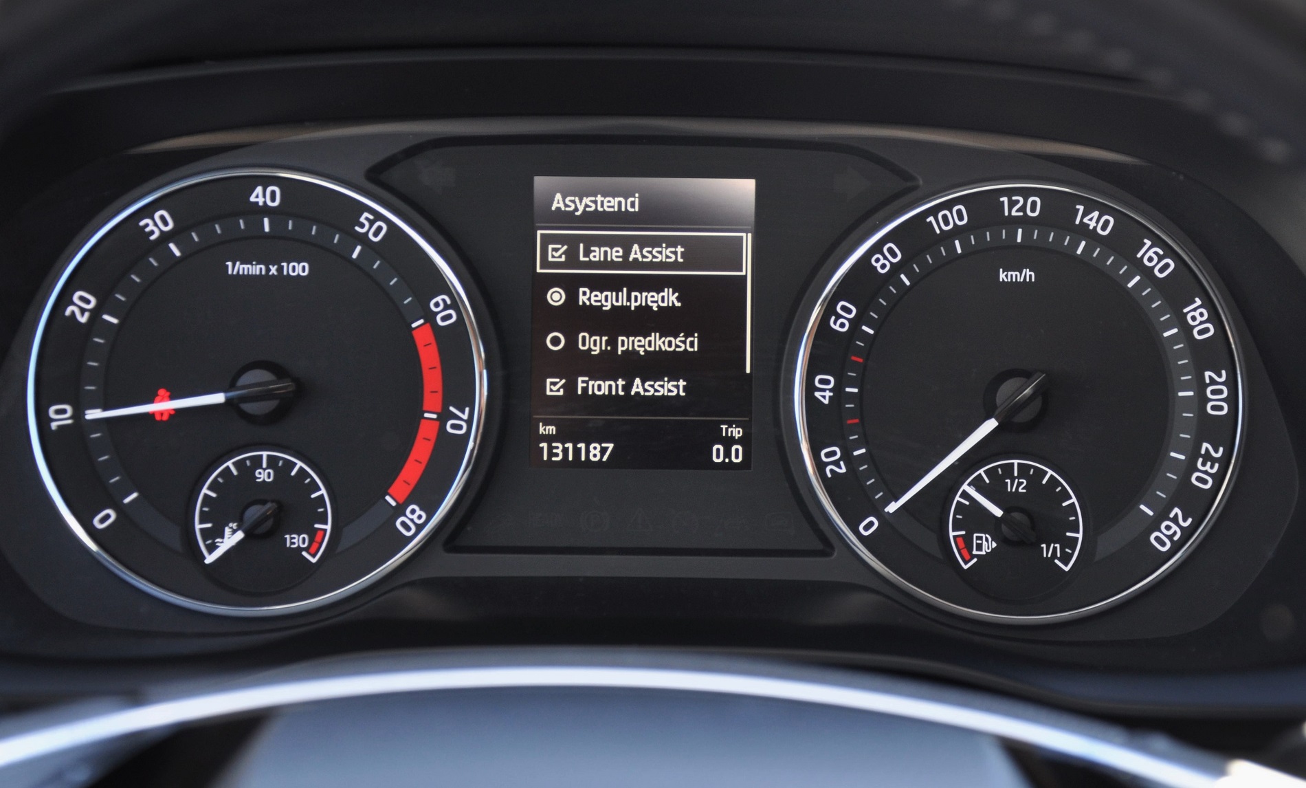 Skoda Octavia 1.0 TSI e-Tec Ambition DSG 110 KM - obrazek 44