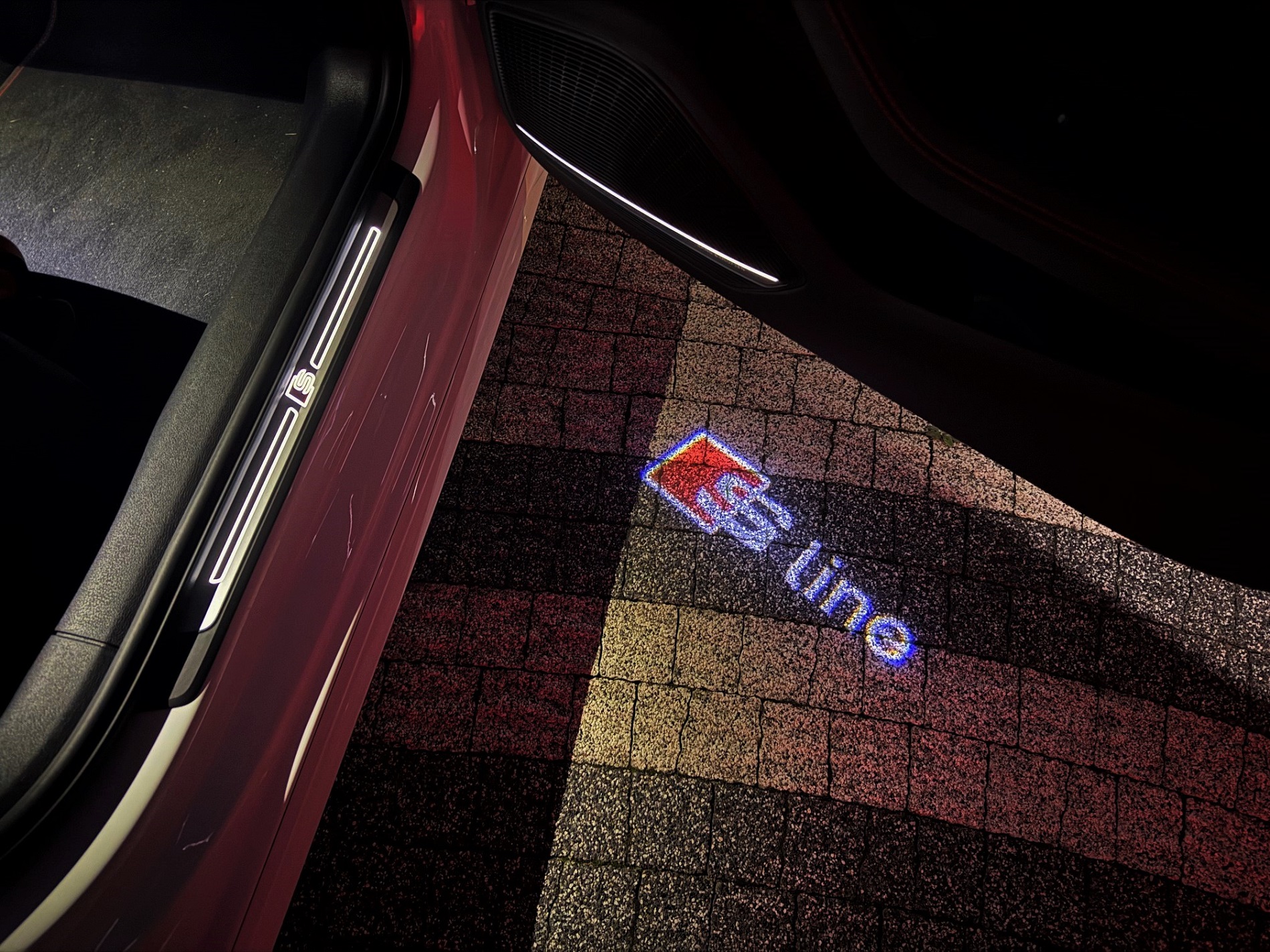 AUDI A4 Competition 2x S LINE 40 TDI mHEV Quattro S tronic 204 KM - obrazek 45