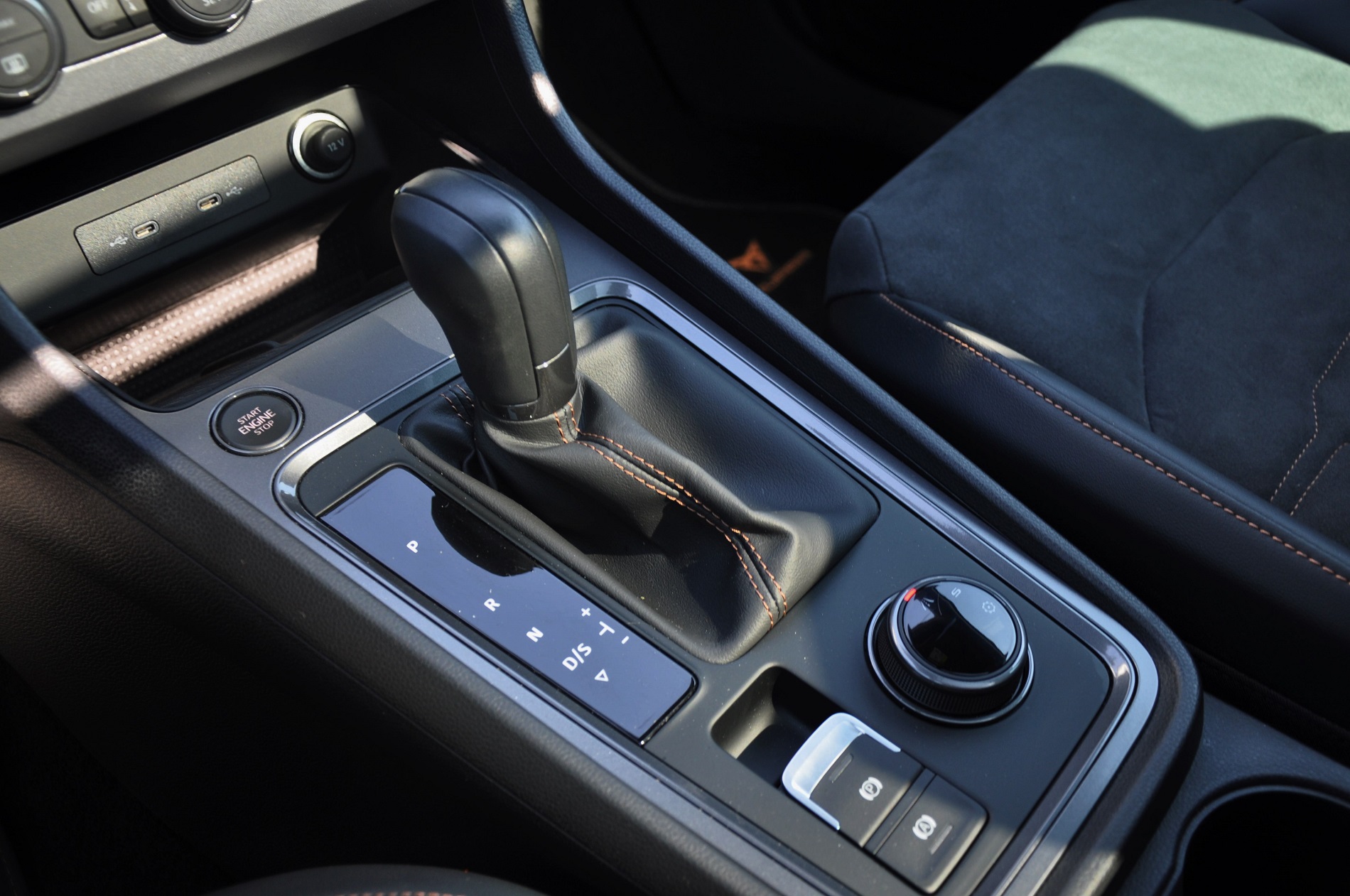 CUPRA ATECA 1.5 TSI DSG - obrazek 19