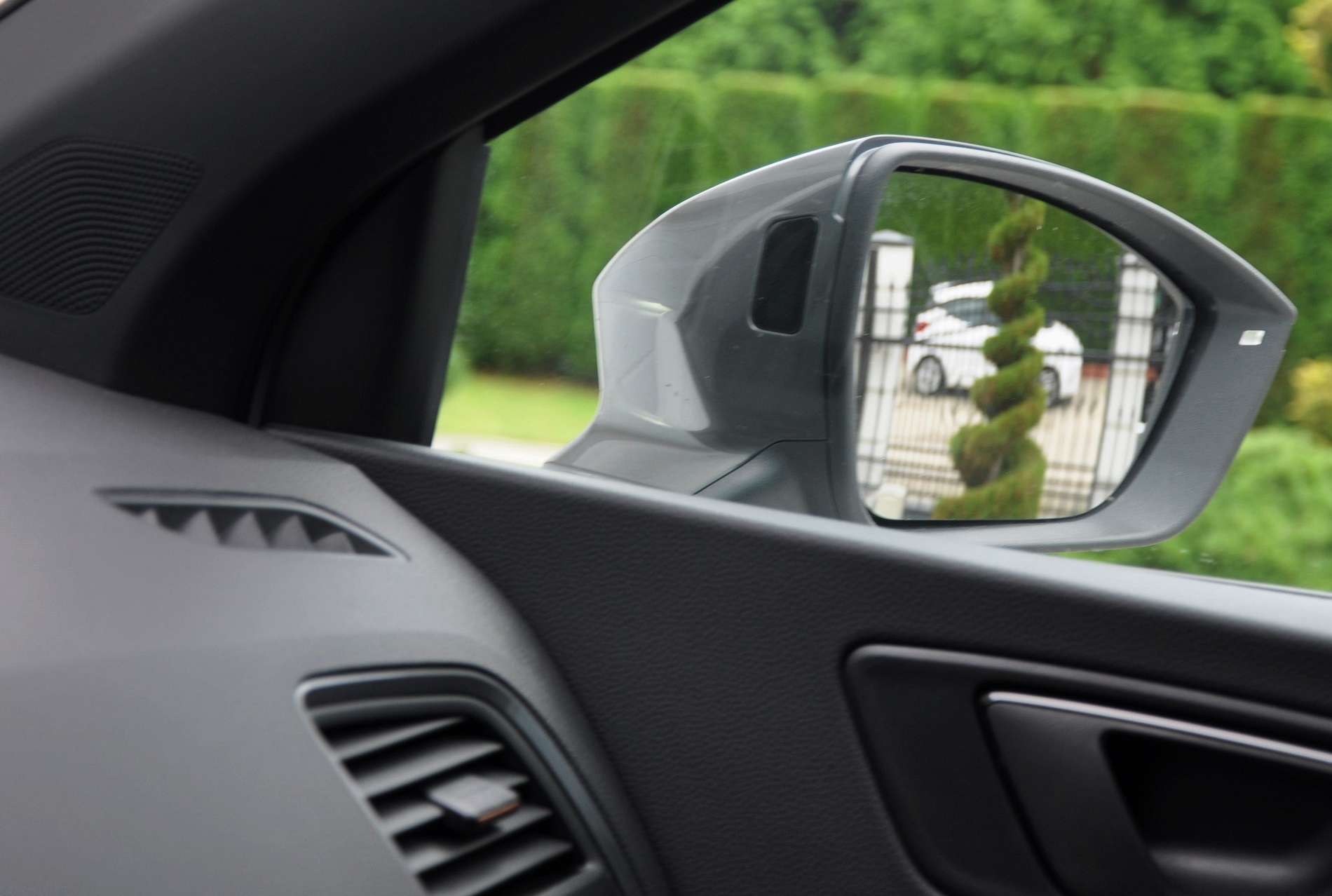 CUPRA ATECA 1.5 TSI DSG - obrazek 21