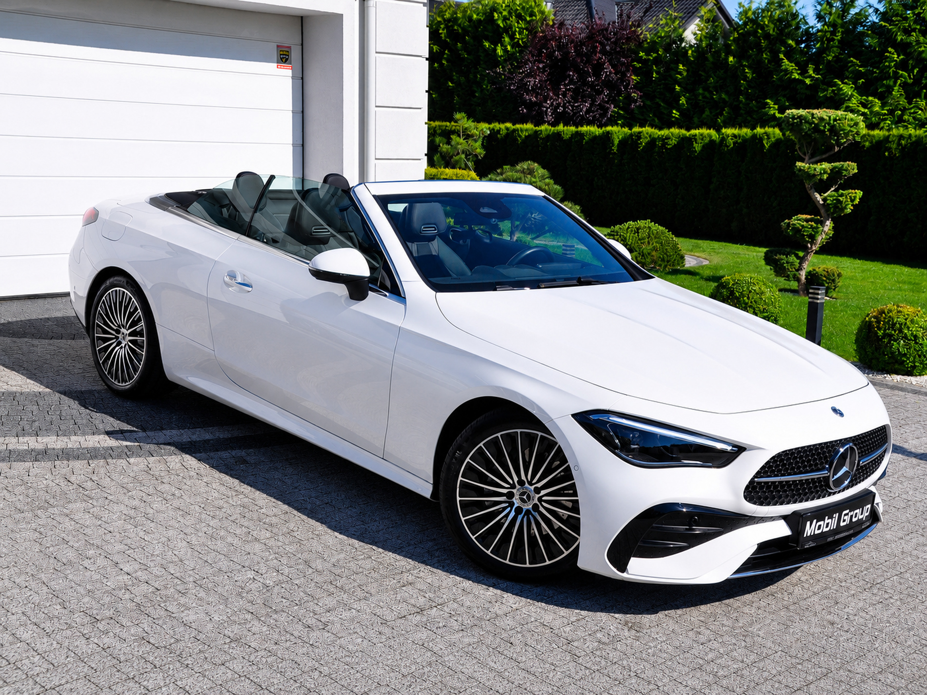 MERCEDES CLE CABRIO 200 AMG mHEV 204 KM+23KM - obrazek 2