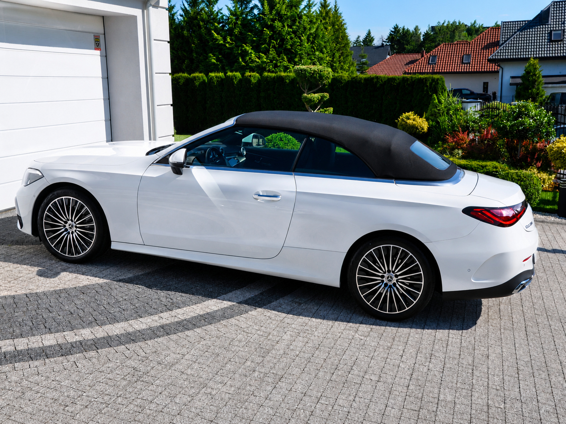 MERCEDES CLE CABRIO 200 AMG mHEV 204 KM+23KM - obrazek 11