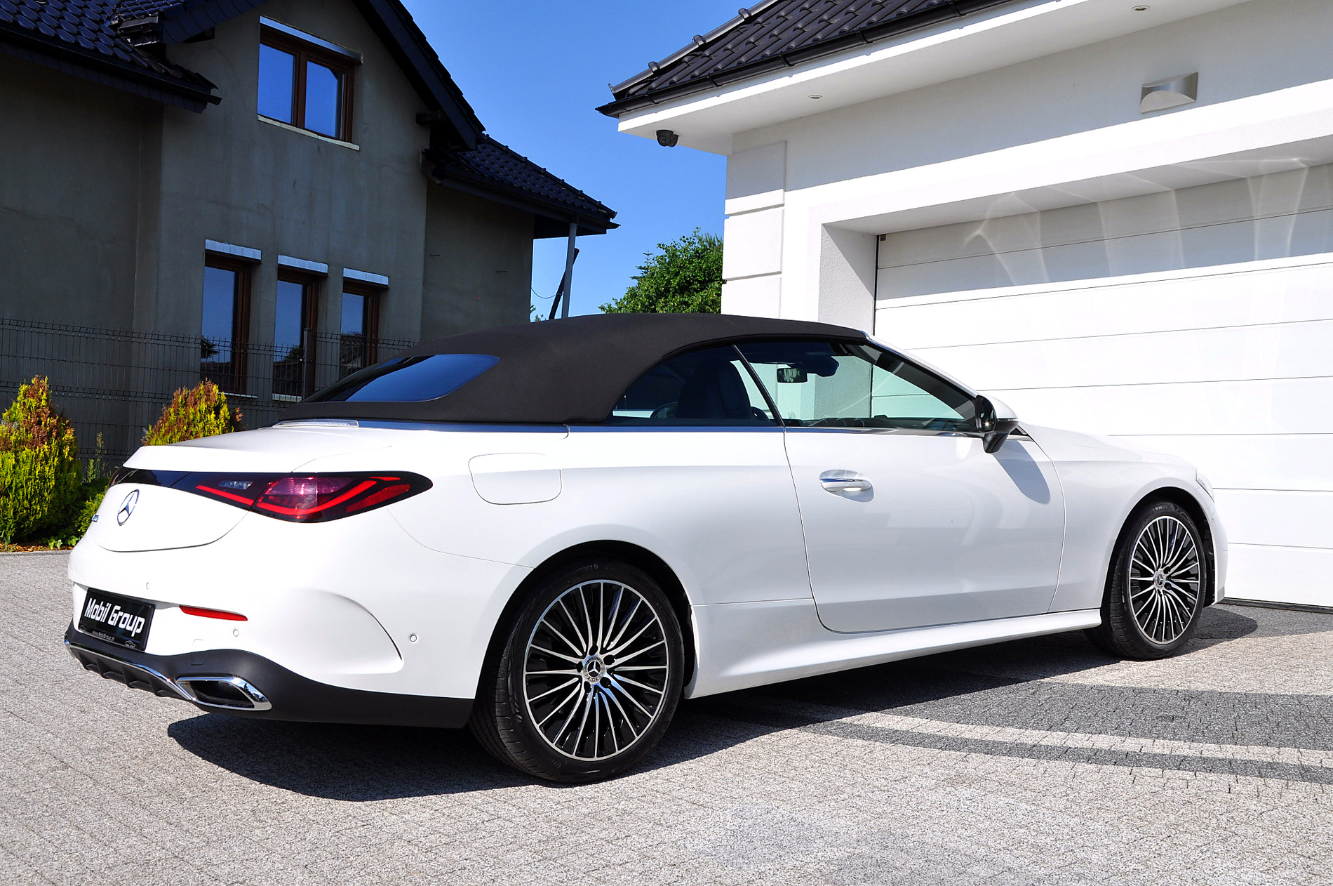 MERCEDES CLE CABRIO 200 AMG mHEV 204 KM+23KM - obrazek 12
