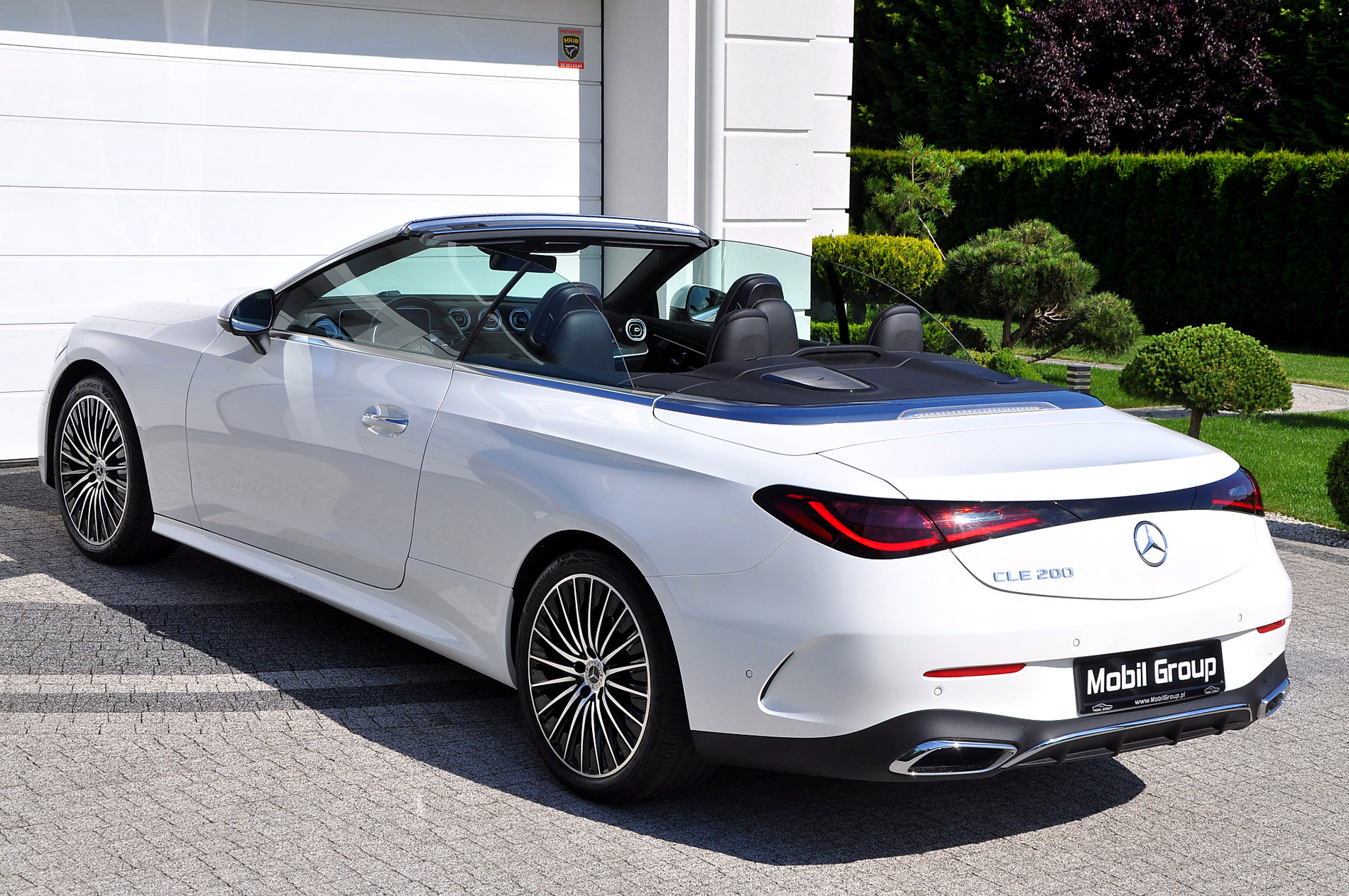 MERCEDES CLE CABRIO 200 AMG mHEV 204 KM+23KM - obrazek 15