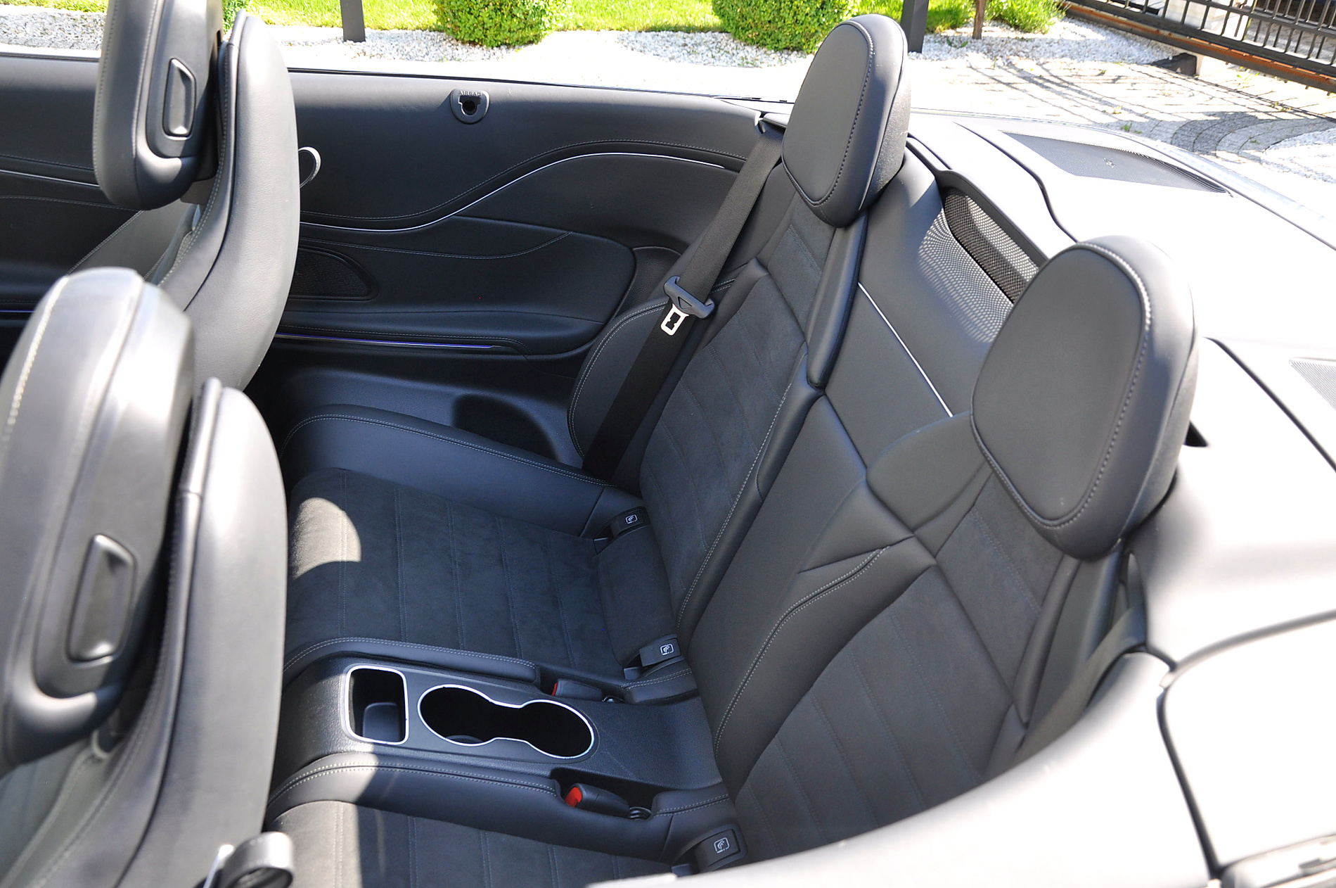 MERCEDES CLE CABRIO 200 AMG mHEV 204 KM+23KM - obrazek 19
