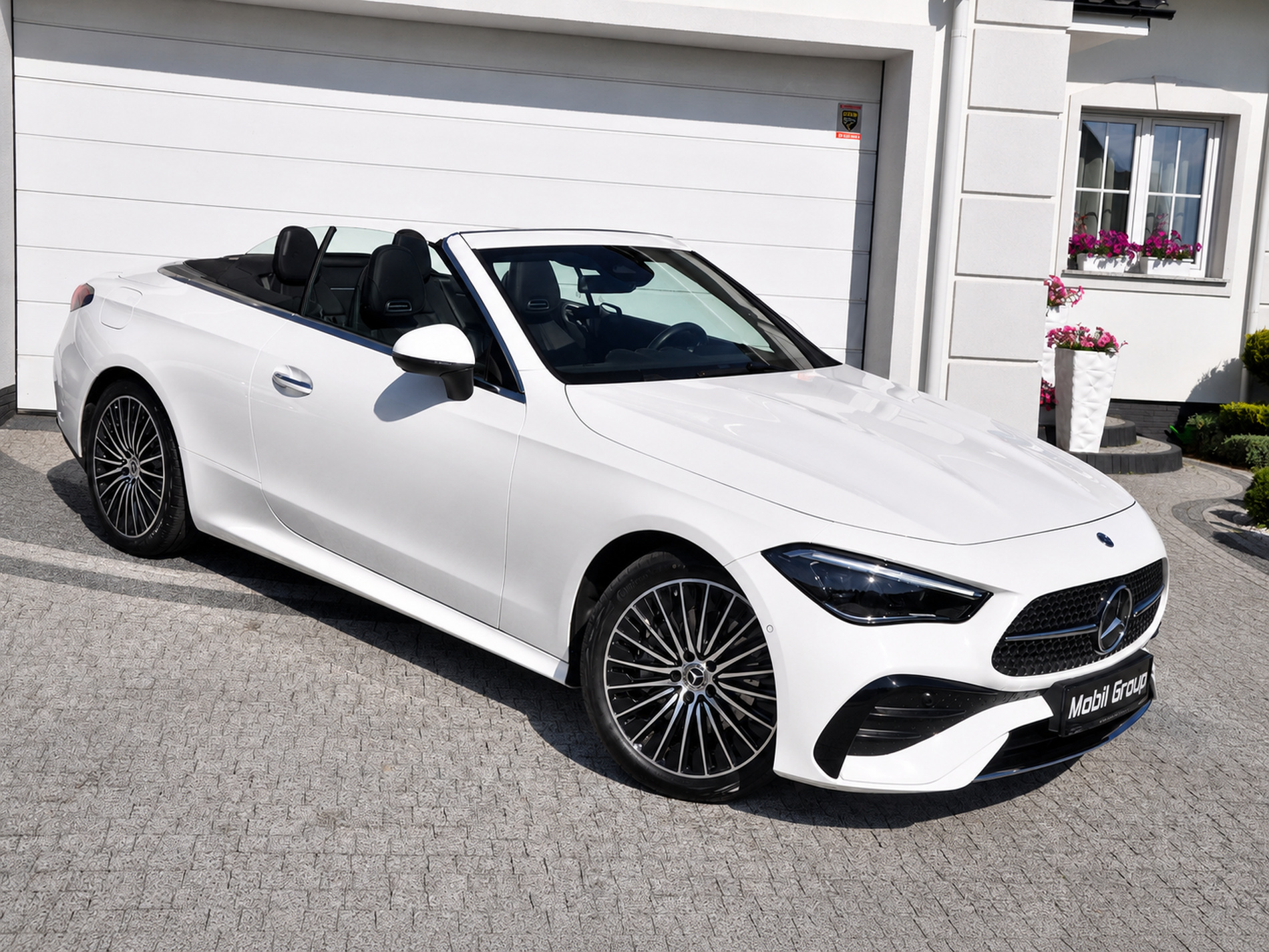 MERCEDES CLE CABRIO 200 AMG mHEV 204 KM+23KM - obrazek 5