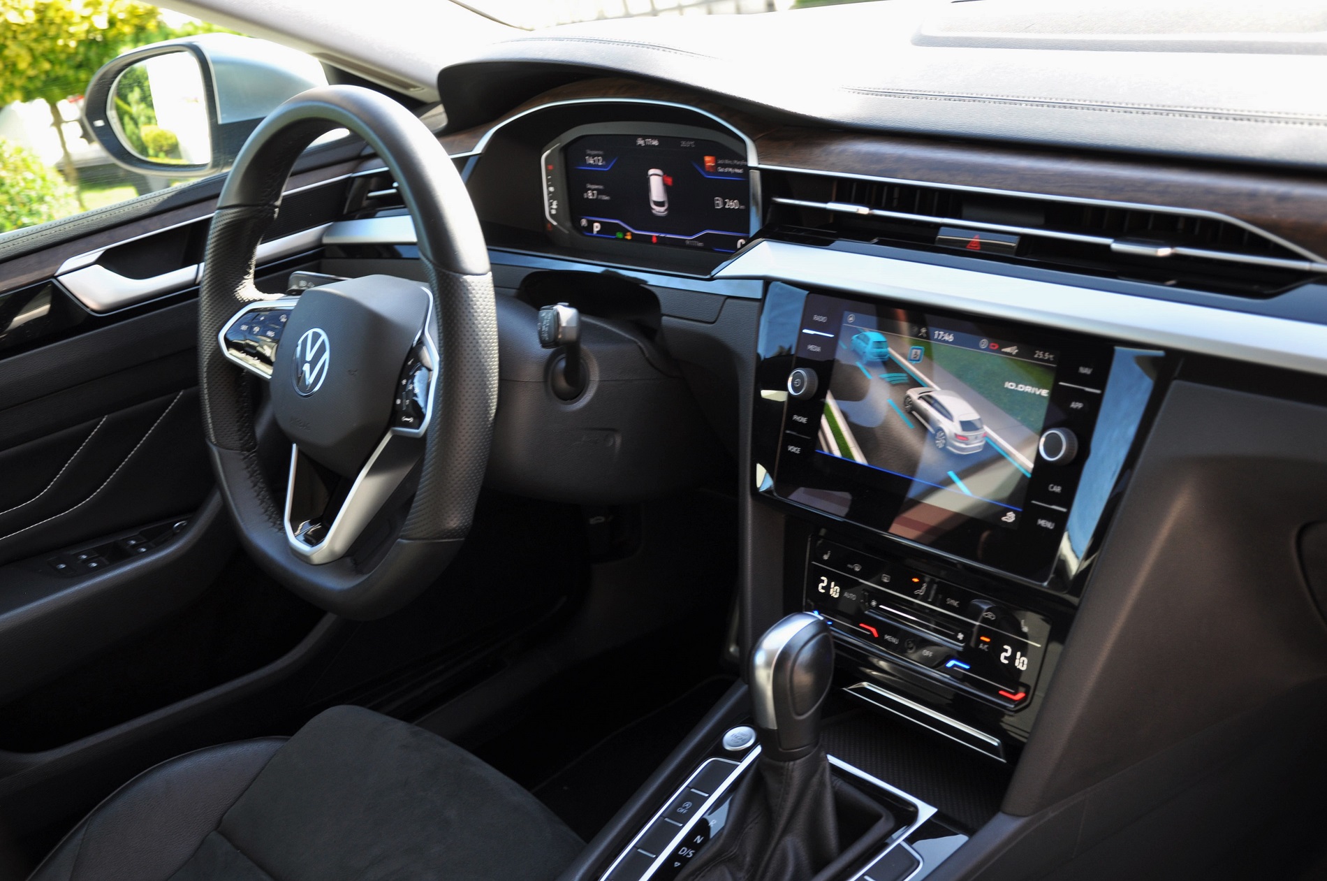 VW ARTEON SHOOTING BRAKE Elegance 2.0 TSI DSG 190 KM - obrazek 11