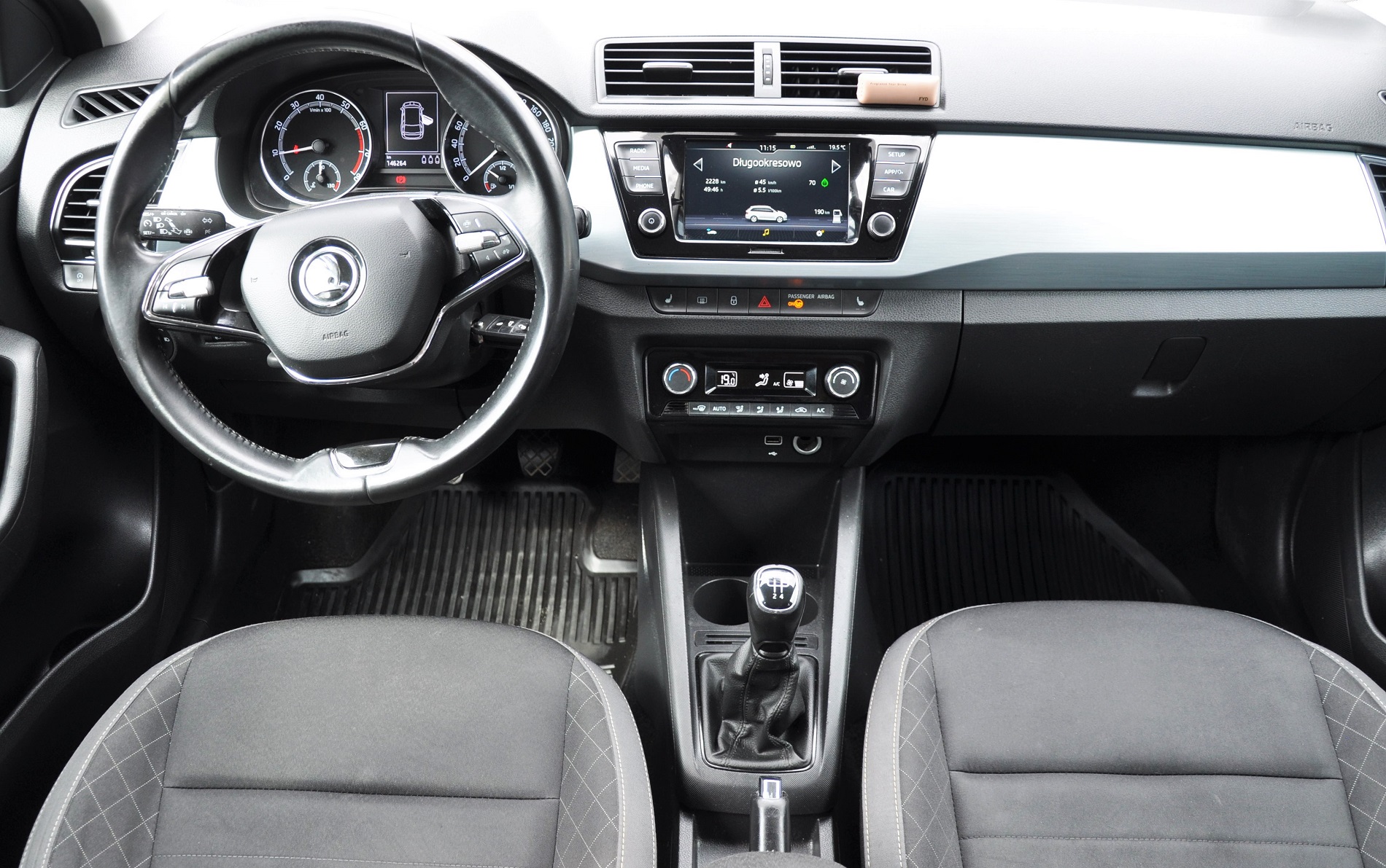 Skoda Fabia 1.0 TSI Ambition Plus 95 KM - obrazek 12