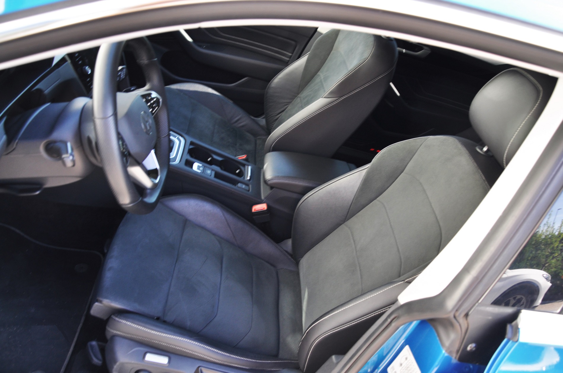VW ARTEON SHOOTING BRAKE Elegance 2.0 TSI DSG 190 KM - obrazek 13