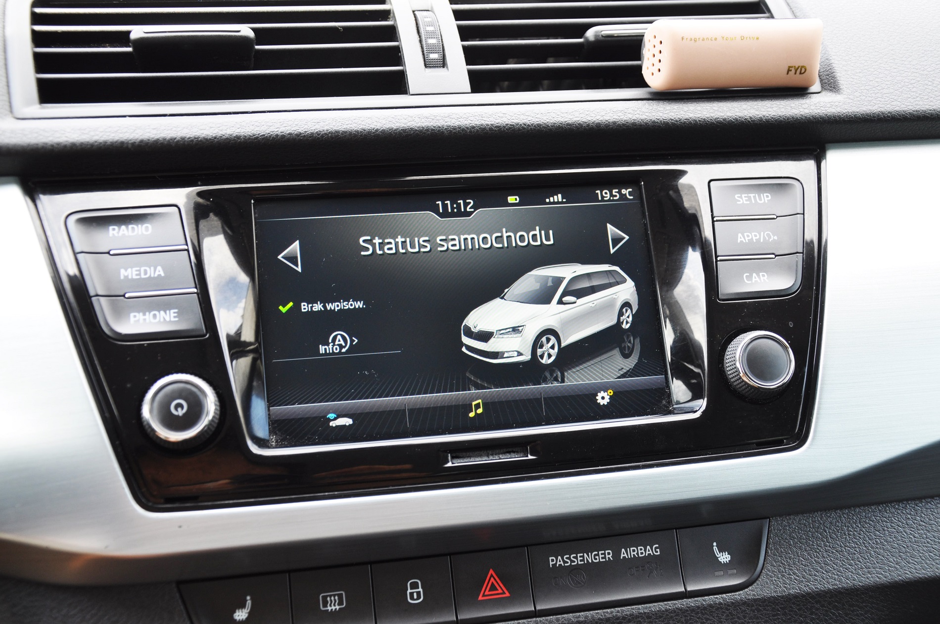 Skoda Fabia 1.0 TSI Ambition Plus 95 KM - obrazek 27