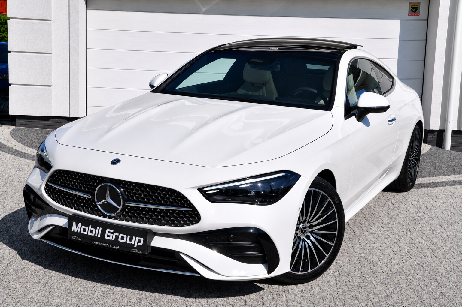 MERCEDES CLE COUPE 200 AMG mHEV 204 KM+23KM - obrazek 3