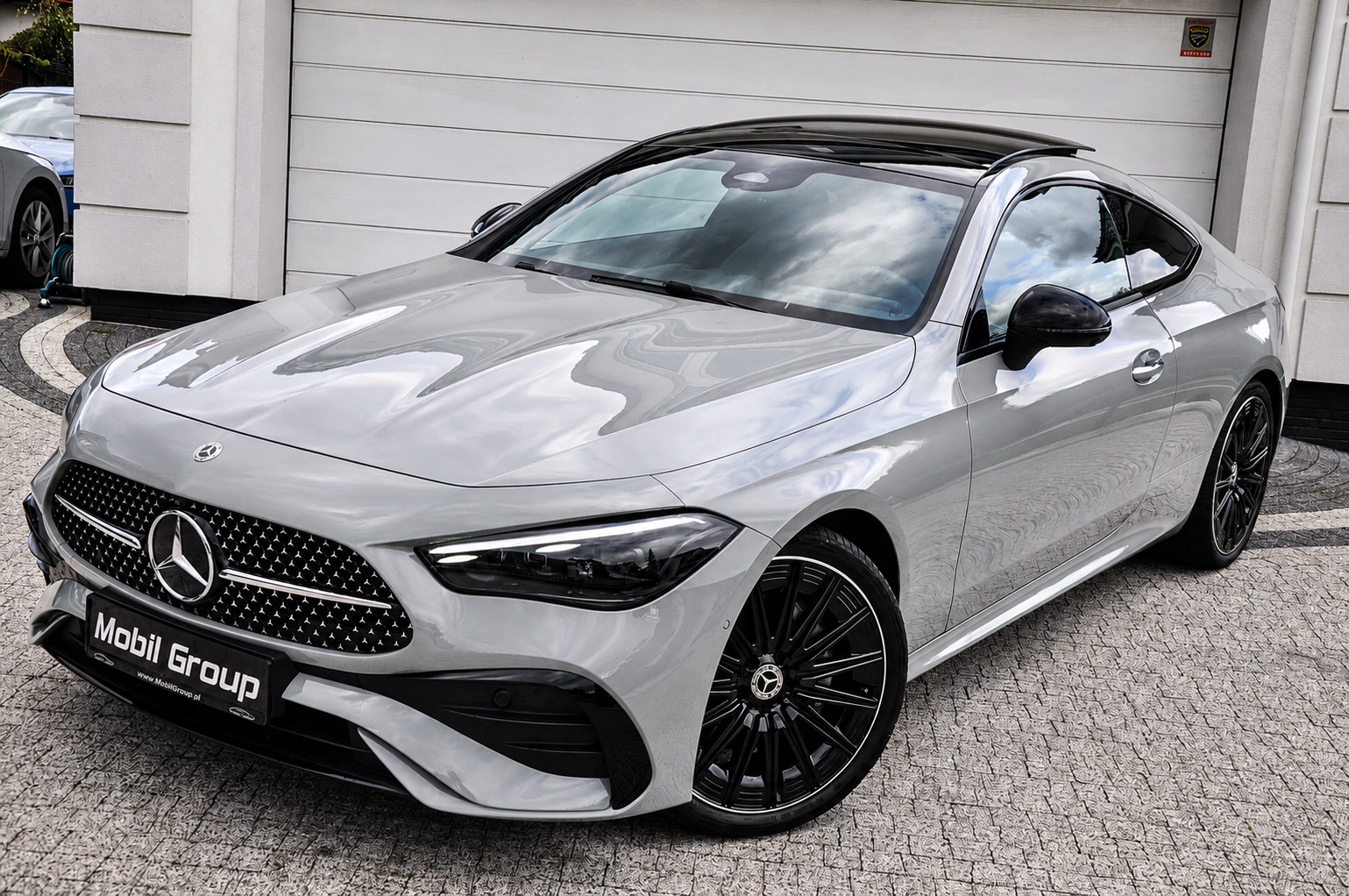MERCEDES CLE COUPE 220D AMG mHEV 197 KM+23KM - obrazek 3