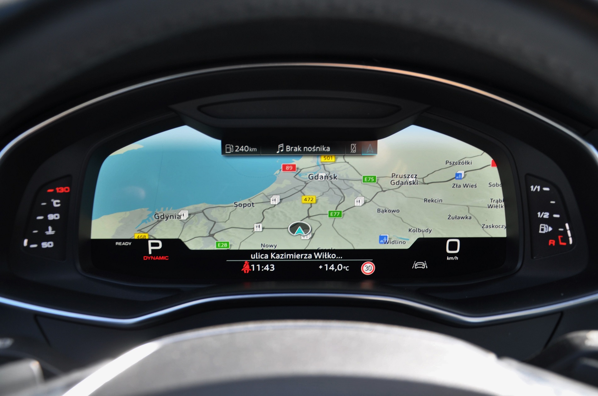 AUDI A6 AVANT SPORT 40 TDI mHEV Quattro S Tronic 204 KM - obrazek 38