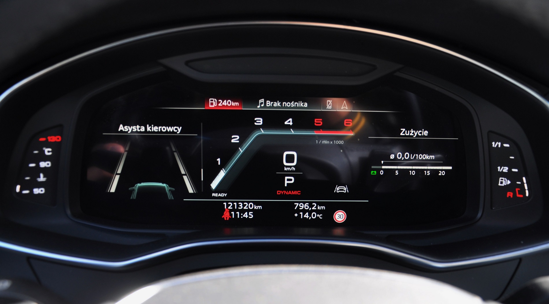 AUDI A6 AVANT SPORT 40 TDI mHEV Quattro S Tronic 204 KM - obrazek 39