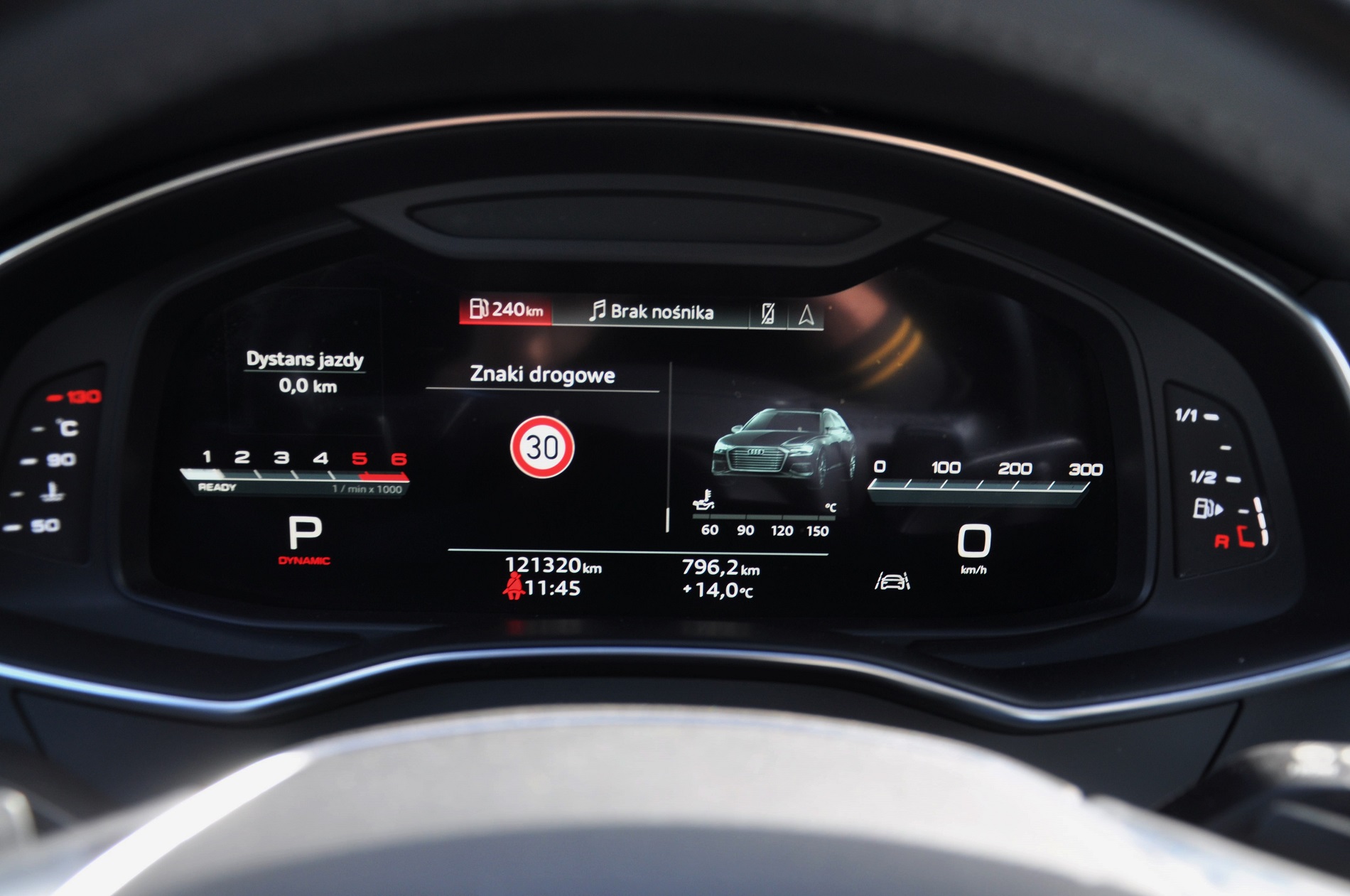 AUDI A6 AVANT SPORT 40 TDI mHEV Quattro S Tronic 204 KM - obrazek 42